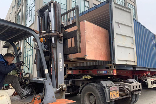 Laster transport